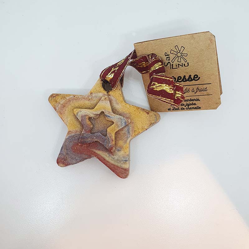 Savon de Noël caresse en forme d'étoile - fabriqué à Coti - Corse du sud